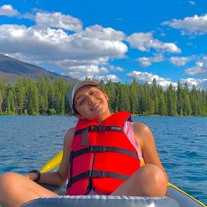 Meet your Posher, Mariana